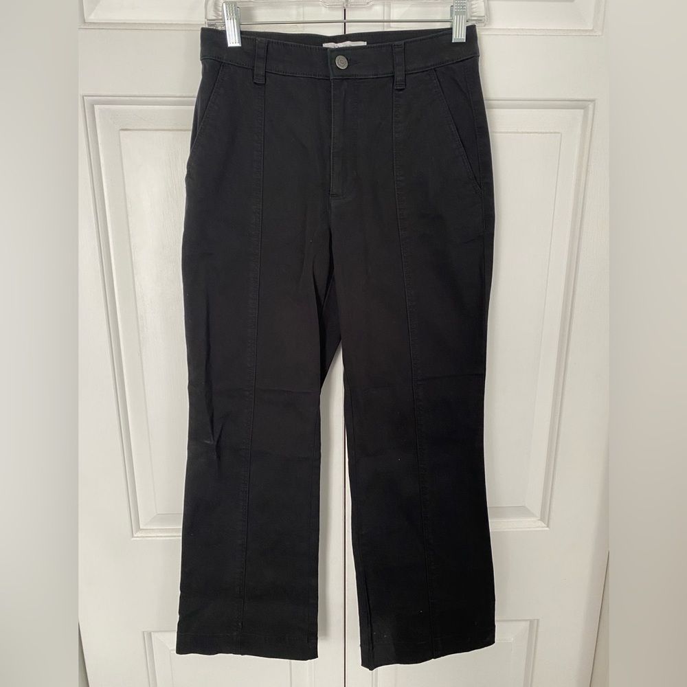 Ann Taylor Loft Kick Crop Pants in Twill Black Size 0